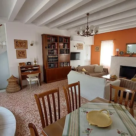 Ferienhaus Elea Tolón